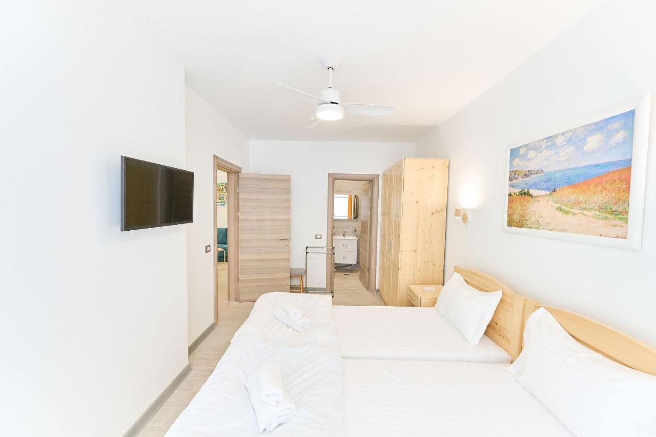 Blacksearama Apartment- Spa, Pools And Parking Mamaia Εξωτερικό φωτογραφία