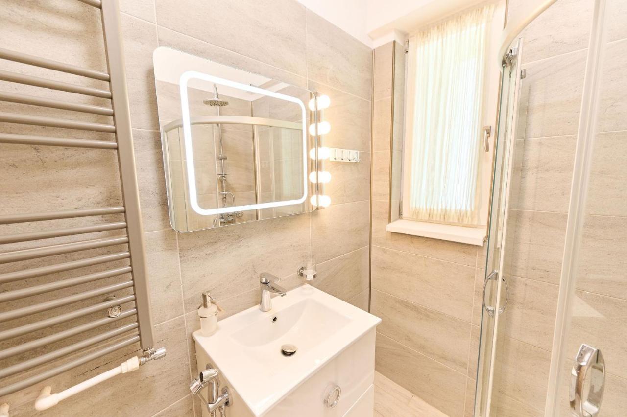 Blacksearama Apartment- Spa, Pools And Parking Mamaia Εξωτερικό φωτογραφία